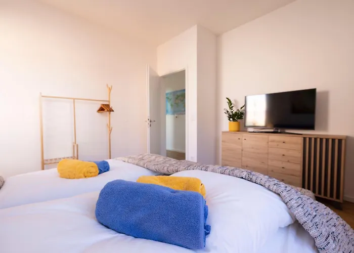 Fewo Partners - Fewo California Dreaming 93 Qm Mit Garten In Wildau Naehe Ber-Airport